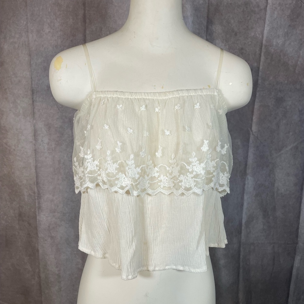 Love Culture Cream Lace Flowy Crop Top | Size Small